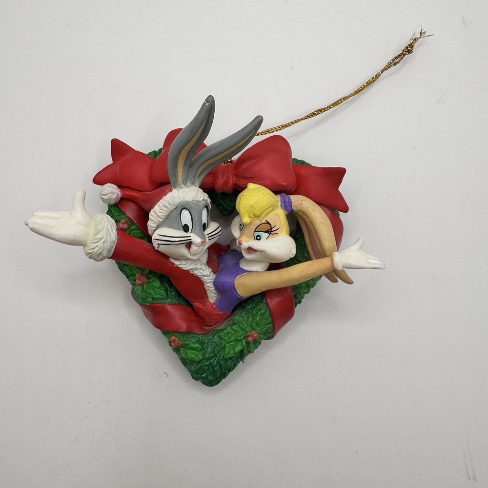 1998 Warner Looney Tunes‎ Bugs Bunny and Lola in Heart Wreath Ornament Vintage